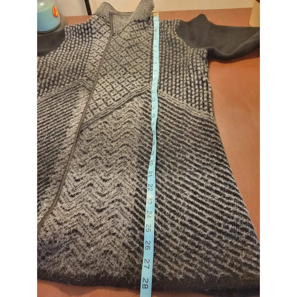 Laura Ashley Cardigan Sweater Geometric Wool Blend Open Front Gray Black PXL